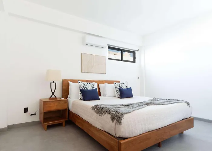 New 2br Walk To Marina & Downtown * Cabo San Lucas