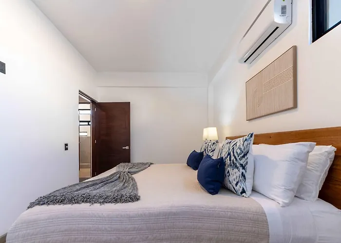 New 2br Walk To Marina & Downtown *