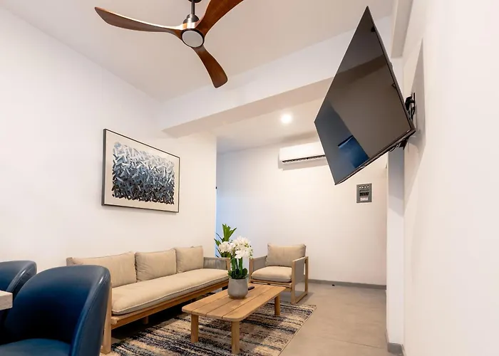 New 2br Walk To Marina & Downtown Apartment Cabo San Lucas