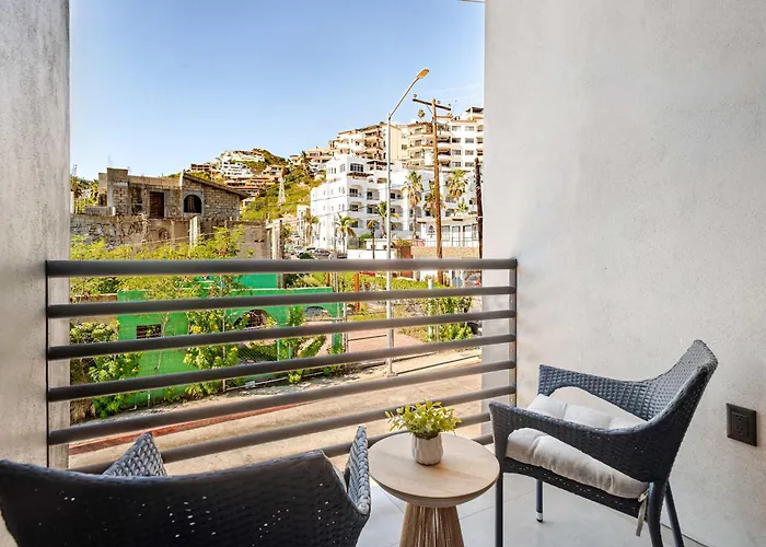 New 2br Walk To Marina & Downtown Cabo San Lucas