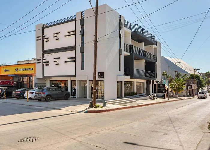 New 2br Walk To Marina & Downtown