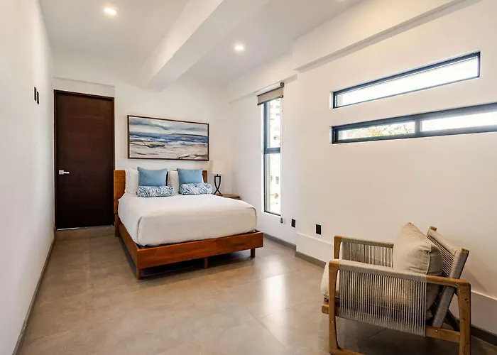 New 2br Walk To Marina & Downtown Apartment *